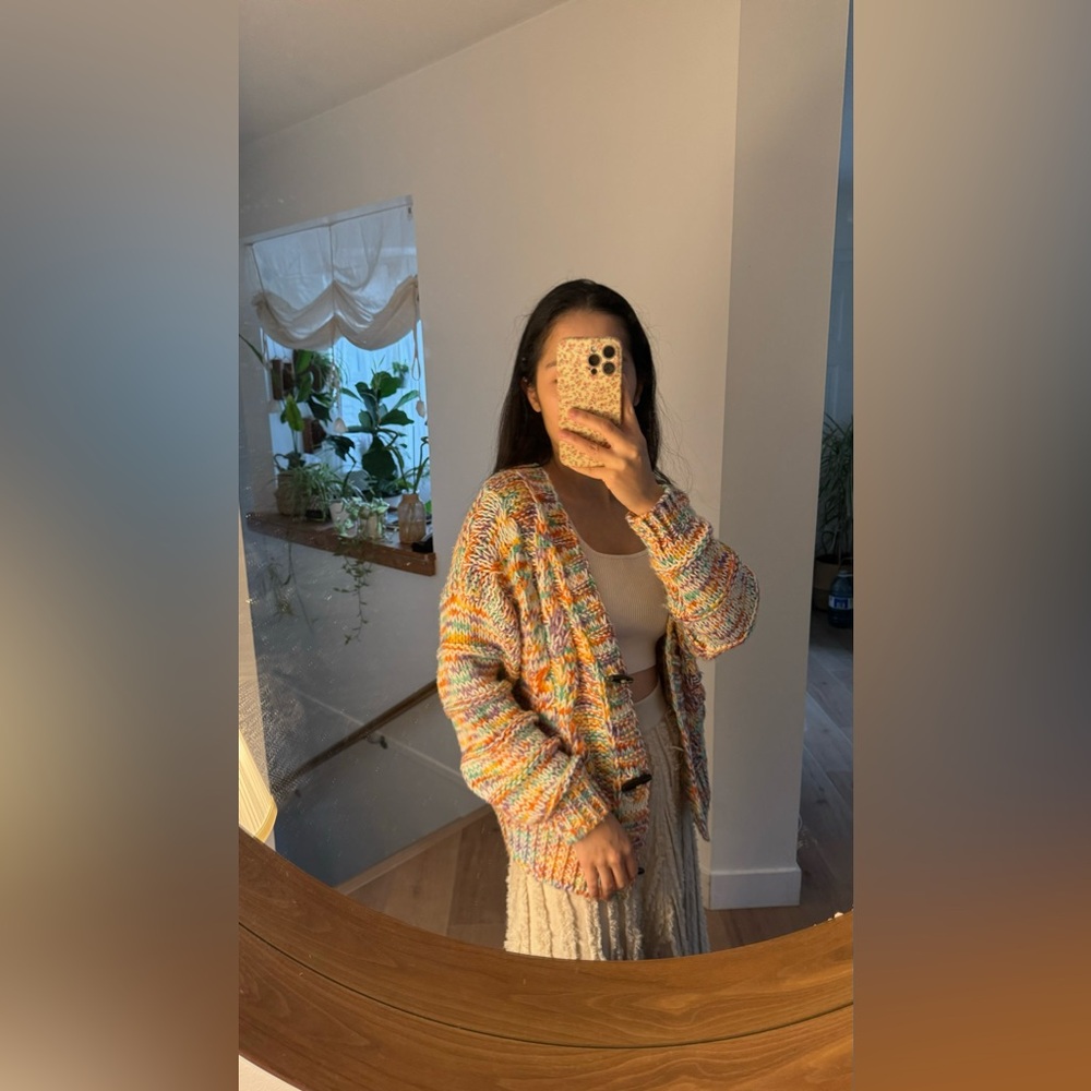 Colourful V-neck cardigan